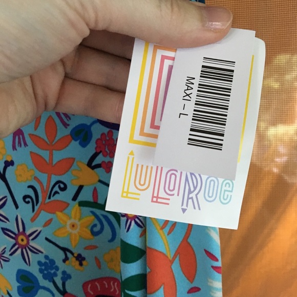 Large Floral NWT maxi Lularoe - Picture 2 of 2